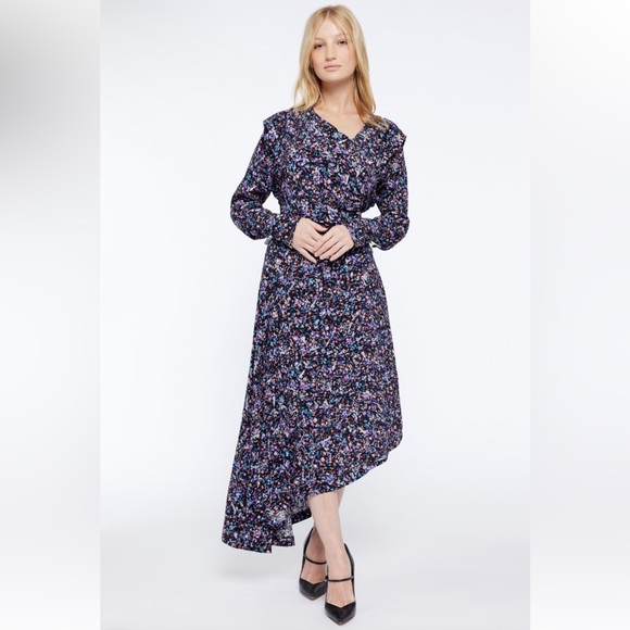 Joie Dresses & Skirts - NWOT Joie Harris Midi Dress blue purple floral